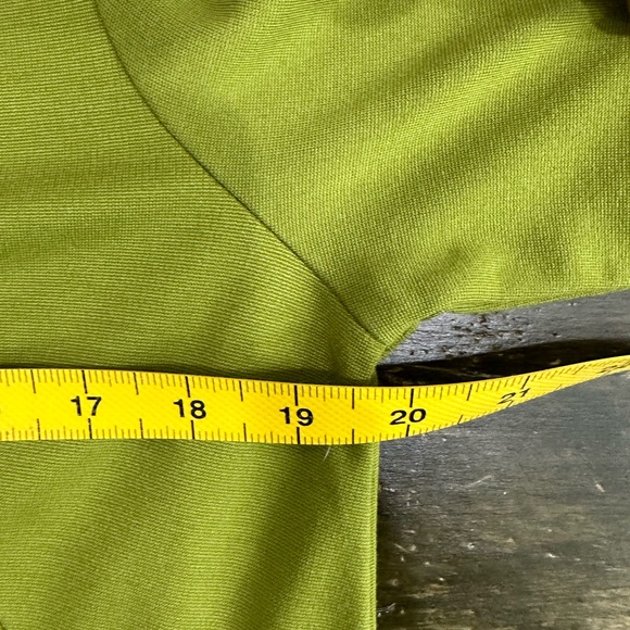 J Jill Tunic Top Ponte Knit Boat Neck 3/4 Sleeve Chartreuse Avocado Green - Picture 7 of 11